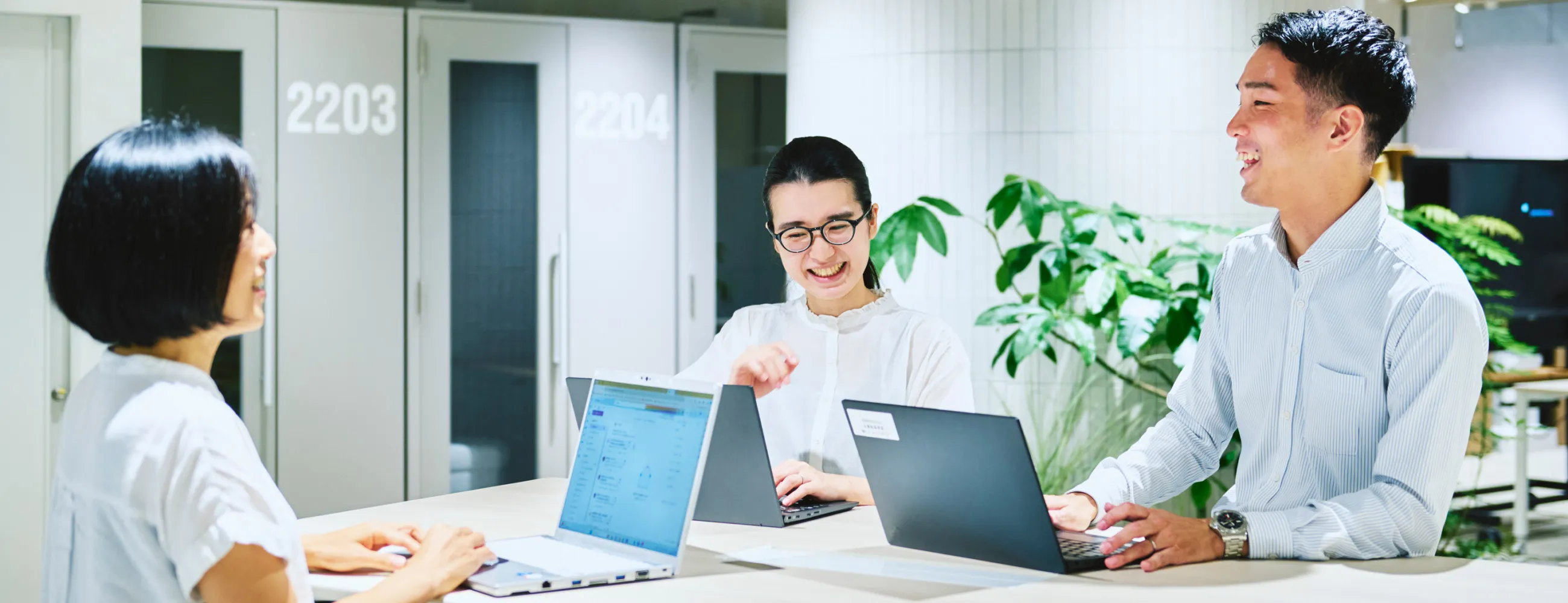 OUR business 事業領域について